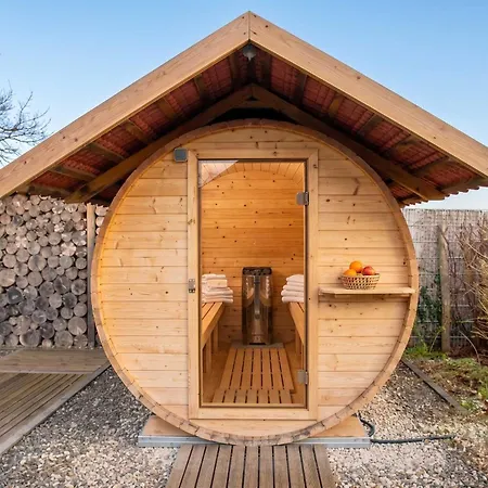 Schoenberg Mit Sauna Und Kamin In Oberbayern * Rottenbuch